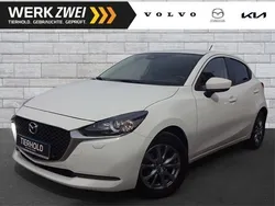 Weiß Gebraucht 2023 Mazda 2 Exclusive-Line Limousine | 16.900 € (Teuer)