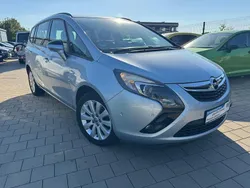 Silber Gebraucht 2015 Opel Zafira Tourer Van / Kleinbus | 6.499 € (Guter Preis)