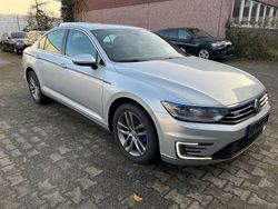 Grau Gebraucht 2016 VW Passat Highline Limousine | 17.380 € (Fairer Preis)