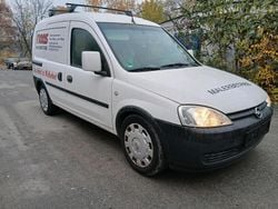 Weiß Gebraucht 2011 Opel Combo Van | 1.650 € (Fairer Preis)