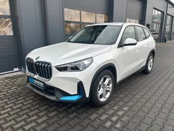 Weiß Gebraucht 2023 BMW iX1 SUV | 35.980 € (Superpreis)