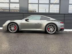 Aventuringruen Gebraucht 2020 Porsche 911 Carrera 4 Coupé | 116.200 €