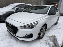 Weiß Gebraucht 2019 Hyundai i30 YES! Limousine | 12.400 € (Fairer Preis)
