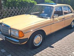 Gebraucht 1978 Mercedes 200 Limousine | 11.000 €