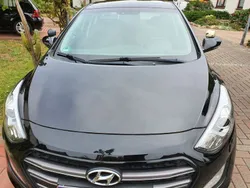 Schwarz Gebraucht 2016 Hyundai i30 Premium Limousine | 7.000 € (Fairer Preis)