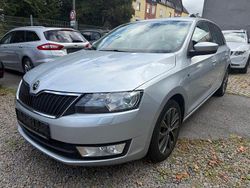 Silber Gebraucht 2015 Skoda Rapid Limousine | 8.490 € (Fairer Preis)