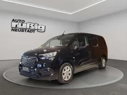 Nacht schwarz/noir onyx Gebraucht 2021 Opel Combo Life XL Elegance Van / Kleinbus | 22.650 € (Etwas zu teuer)