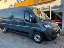 Grau Neu 2025 Opel Movano Van | 35.990 € (Etwas zu teuer)