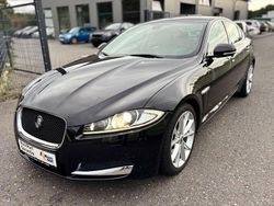 Schwarz Gebraucht 2013 Jaguar XF S Limousine | 10.500 € (Fairer Preis)