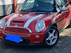 Rot Gebraucht 2004 Mini Cooper S Kleinwagen | 7.800 €