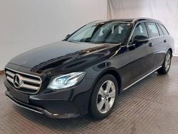 Schwarz Gebraucht 2017 Mercedes E200 Avantgarde Kombi | 19.500 € (Guter Preis)