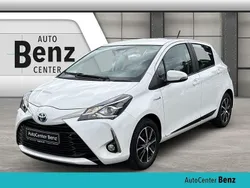 Weiß Gebraucht 2018 Toyota Yaris Hybrid Team Limousine | 14.490 € (Fairer Preis)
