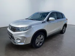 Silky silver metallic Gebraucht 2022 Suzuki Vitara Comfort SUV | 22.300 € (Etwas zu teuer)