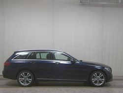 Blau Gebraucht 2020 Mercedes C300e Avantgarde Kombi | 18.180 € (Superpreis)
