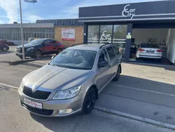 Cappuccinobeige metallic Gebraucht 2010 Skoda Octavia Classic Kombi | 4.398 € (Fairer Preis)
