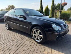 Violett Gebraucht 2006 Mercedes C160 Sport Edition Coupé | 2.900 €