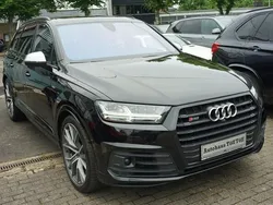 Schwarz Gebraucht 2018 Audi SQ7 Ambiente SUV | 36.950 € (Fairer Preis)