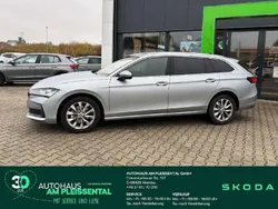 Pebble silber metallic Gebraucht 2024 Skoda Superb LAURIN & KLEMENT Kombi | 44.980 €