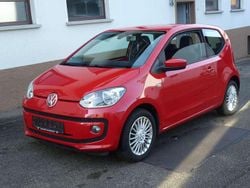Rot Gebraucht 2012 VW up! high up! Kleinwagen | 4.850 € (Fairer Preis)