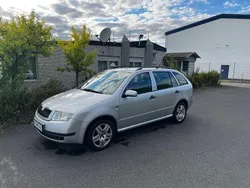 Silber Gebraucht 2003 Skoda Fabia Classic Kombi | 1.400 € (Fairer Preis)