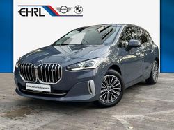 Grau Gebraucht 2022 BMW 220 Luxury Line Van / Kleinbus | 28.940 € (Fairer Preis)