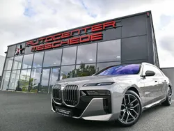 Grau Gebraucht 2024 BMW 740 M Sport Limousine | 88.890 € (Guter Preis)