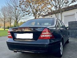 Schwarz Gebraucht 2004 Mercedes C180 Limousine | 2.200 € (Superpreis)