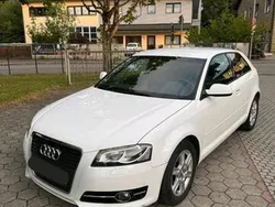 Weiß Gebraucht 2011 Audi A3 Limousine | 6.000 € (Fairer Preis)