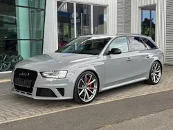 Grau Gebraucht 2015 Audi RS4 Exclusive Kombi | 41.490 € (Fairer Preis)