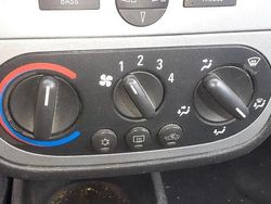 Silber Gebraucht 2009 Opel Combo Van / Kleinbus | 600 € (Guter Preis)