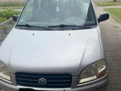 Grau Gebraucht 2002 Suzuki Ignis Kleinwagen | 750 € (Guter Preis)