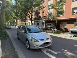 Silber Gebraucht 2006 Mitsubishi Grandis Invite Van / Kleinbus | 3.000 € (Etwas zu teuer)