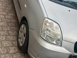 Silber Gebraucht 2006 Kia Picanto Kleinwagen | 1.500 € (Fairer Preis)