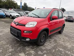 Rot Gebraucht 2016 Fiat Panda 4x4 Wild Kleinwagen | 5.499 € (Guter Preis)