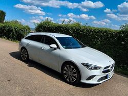 Weiß Gebraucht 2023 Mercedes CLA180 Shooting Brake Advanced Kombi | 26.600 € (Guter Preis)