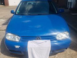 Blau Gebraucht 1998 VW Golf IV Basis Limousine | 1.400 € (Fairer Preis)