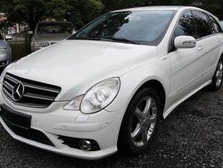 Weiß Gebraucht 2008 Mercedes R320 AMG Van / Kleinbus | 9.340 € (Fairer Preis)