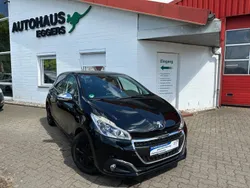 Schwarz Gebraucht 2016 Peugeot 208 Allure Kleinwagen | 10.780 € (Fairer Preis)