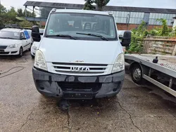 Weiß Gebraucht 2009 Iveco Daily SUV | 3.990 € (Superpreis)
