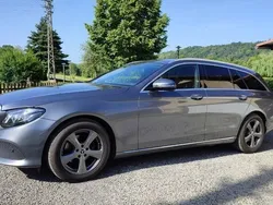 Grau Gebraucht 2017 Mercedes E220 Avantgarde Kombi | 19.950 € (Fairer Preis)