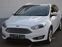 Weiß Gebraucht 2018 Ford Focus Titanium Kombi | 10.990 € (Superpreis)