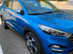 Blau Gebraucht 2017 Hyundai Tucson SUV | 17.400 € (Fairer Preis)