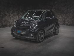 Schwarz Gebraucht 2024 Smart ForTwo Coupé Passion Exclusive Coupé | 18.222 € (Teuer)
