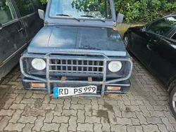 Schwarz Gebraucht 1990 Suzuki Jimny SUV | 1.900 €