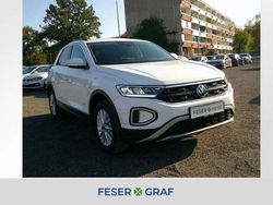 Pure white Gebraucht 2024 VW T-Roc Life SUV | 21.950 € (Guter Preis)
