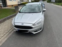 Silber Gebraucht 2015 Ford Focus Business Edition Limousine | 5.400 € (Fairer Preis)
