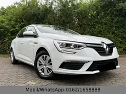 Weiß Gebraucht 2016 Renault Mégane IV Life Limousine | 8.999 € (Guter Preis)