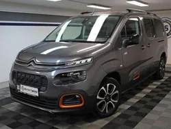 Grau Gebraucht 2021 Citroën Berlingo Van / Kleinbus | 25.990 €