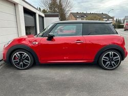 Rot Gebraucht 2017 Mini John Cooper Works Kleinwagen | 19.000 € (Fairer Preis)