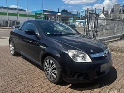 Schwarz Gebraucht 2005 Opel Tigra Enjoy Cabrio | 2.100 € (Guter Preis)